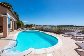 Maison avec piscine et belle vue